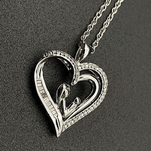 Sterling Silver Mother and Child Heart Crystal Sparkling Pendant‎ Necklace